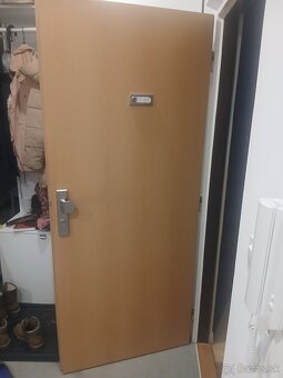 Vchodové dvere 80/L do bytu - 2