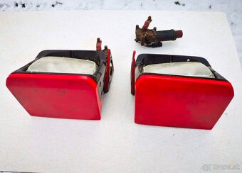 Toyota Supra MK3 predne svetlomety - 2