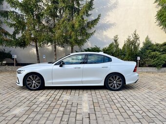 Volvo S60 B4 R-DESIGN 197PS rv.2022 - 2