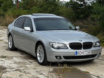 BMW 750i E65 270kW - 2