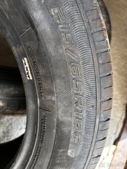 Pneu 215/65R16 C - 2