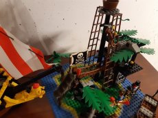 Lego Pirates - 6285 & 6270 - 2