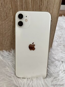 iPhone 11 64GB v záruke - 2