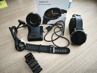 Mobvoi TicWatch E3 v super stave + prislusenstvo - 2