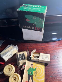 Staré retro rybárske veci - 2