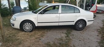 Predám alebo vymením za skúter 125cm³ škoda superb 1 1.9 tdi - 2