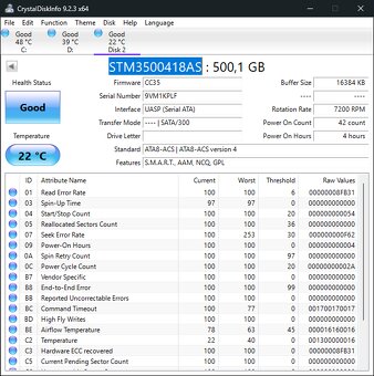 2.5" a 3.5" SATA disky - 2