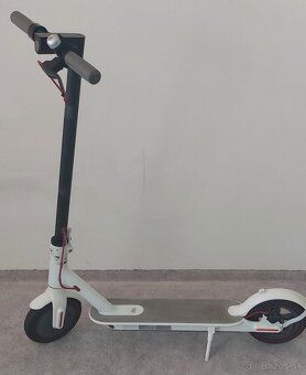 Kolobezka Xioami MI White - 2