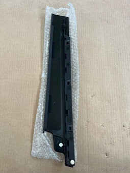 KRYT B STLPIKA AUDI Q3, 8U0 837 901 - 2
