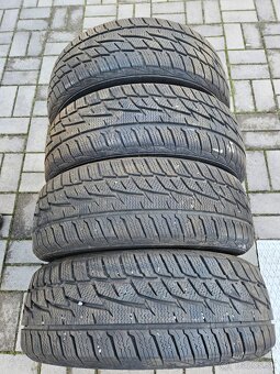 Predám zimné pneu 185/60R15 Matador - 2