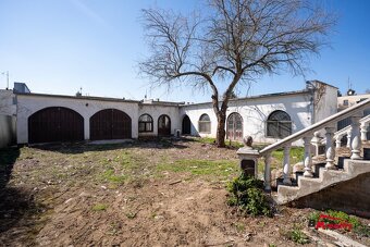 Výnimočný rodinný dom s jedinečným potenciálom v centre - 2