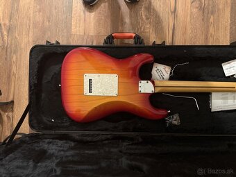 Fender USA Deluxe Stratocaster 2015 - 2