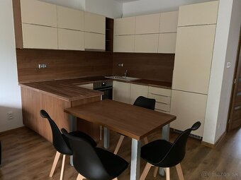 PRENÁJOM - 3 izb. byt, Narcisová, Michalovce - 2