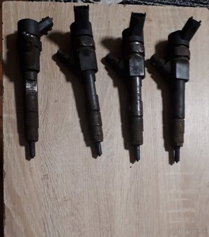 Predam streky 1.9 dci  88kw - 2