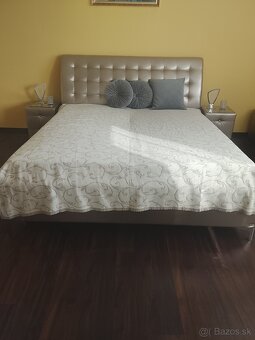 Manželská posteľ - 2