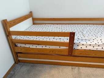 Postel s plnohodnotnym pristelkom - 2