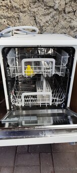 Predám umývačku riadu - 2