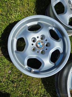 Kolesa bmw styling 23 poškodené - 2