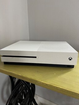 Xbox one S 1TB - 2