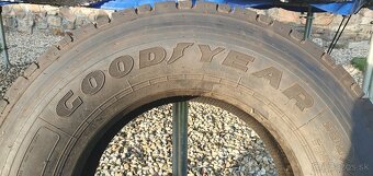 Goodyear 235/75/17,5 - 2
