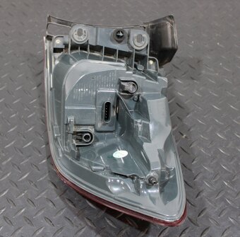 bmw 3 svetlo f31 kombi lift - 2