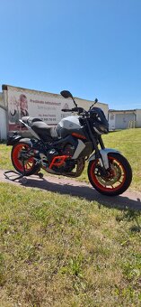 Yamaha MT 09 AKRAPOVIČ - 2020 - 2
