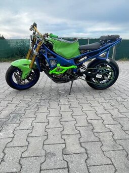Honda CBR 600 F sport STUNT - 2