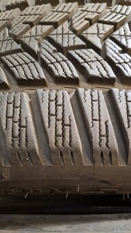 Predám 4ks jazdené zimné 205/55r16-91H Dunlop - 2