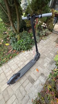 Elektrická kolobežka Xiaomi Electric Scooter 4 Pro EU 35802 - 2
