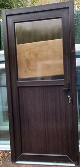 Predám použite dvere 100x210 , 100x220 ,115 x 213 - 2