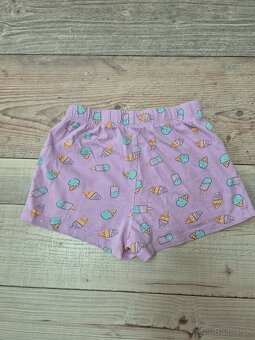 Kraťase SINSAY (veľ. 104) - 2