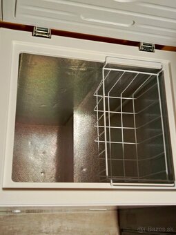 Truhlicová mraznička - 2