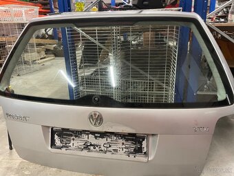 Zadny kufor volkswagen passat b5,5 - 2