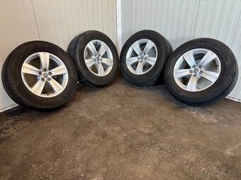 AUDI č. 21-Zimna sada 255/60 R18 - 2