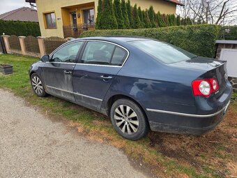 Volkswagen Passat B6 - 2