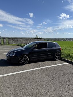 Volkswagen Golf 1.9 TDI - BEZ DPF - 2