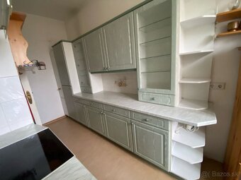Moderná kuchynská linka so sporebičmi - 2