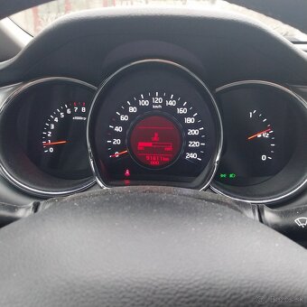 KIA CEED SW, 2018, 1.4 CVVT, 73 kW, 91700 km, benzín - 2