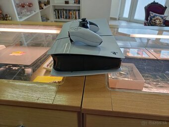 Playstation 5 Slim - 2