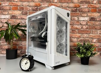 Ryzen 9 7950X3D\32GB\RX 7900XTX\SSD\1000W Zdroj - 2