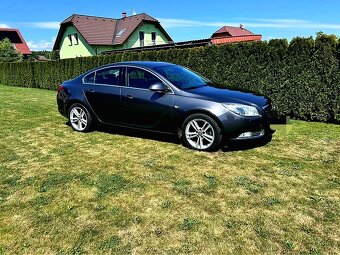 Insignia - 2