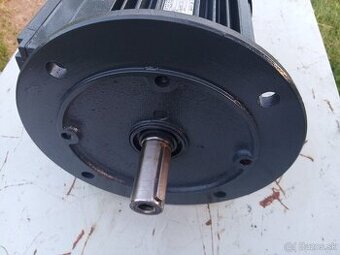 Elektromotor 3kW , 1430ot. prírubový - 2