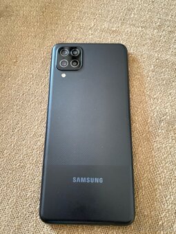 Predam Samsung a 12 alebo vimenit za iphone hoci zablokovani - 2