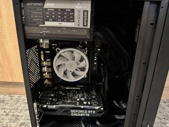 PCčko Intel i7-8750, 16GB, RTX 3050, 512GB SSD - 2