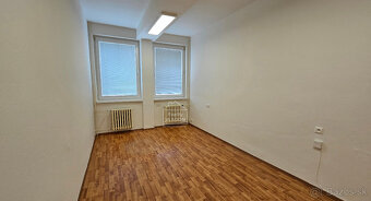 ✳️ Kancelárie na prenájom – 15 m2 a 31 m2, Prešov – centrum. - 2