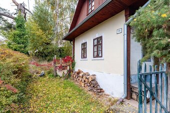 NA PREDAJ 200 ROČNÝ RODINNÝ DOM V MESTE VRANOV NAD TOPĽOU - 2