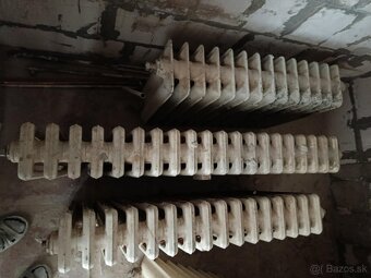 Liatinové riadiátory - 2