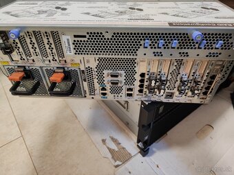 Predám server IBM Power 740 - 2