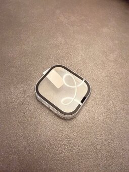 Ochranný kryt na APPLE WATCH 11 - 2