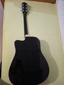 Akustická gitara - 2